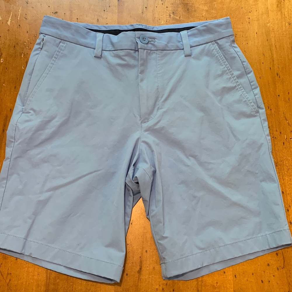 Vineyard Vines Men’s on the go shorts